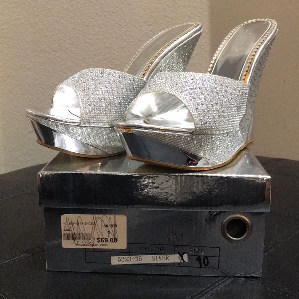 Helen’s Heart - Picture 7 of 8